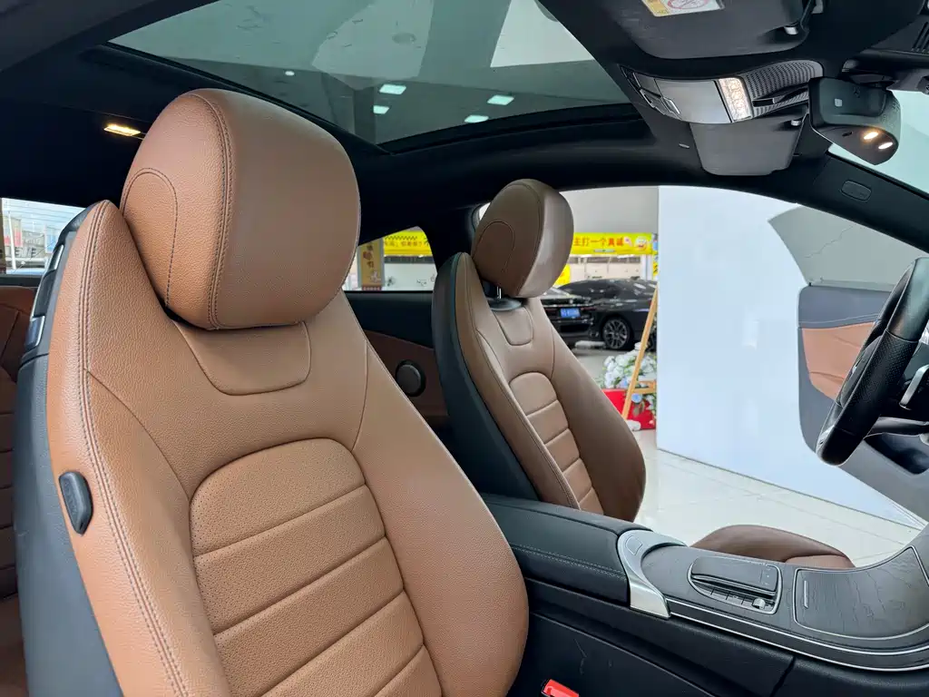Mercedes-Benz C-Class 2020 — фото 12