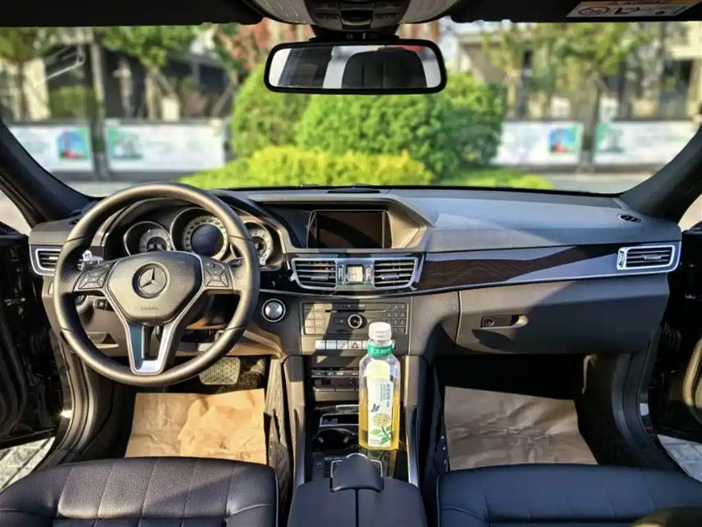 Mercedes-Benz E-Class 2016