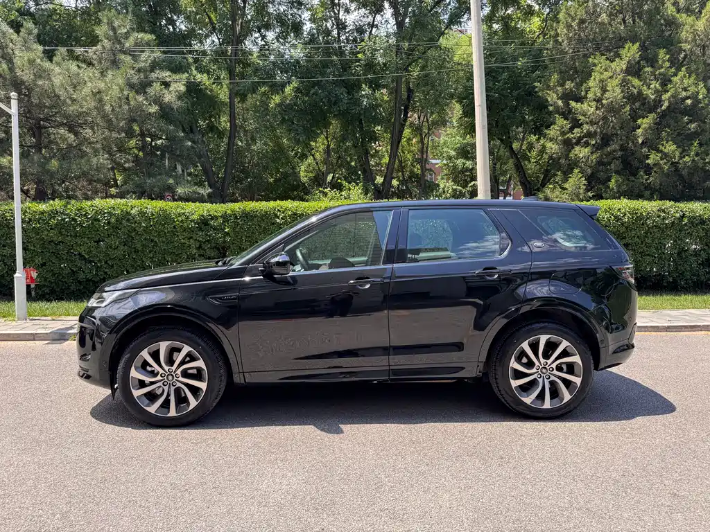 Land Rover Discovery Sport Hybrid 2021 — фото 3