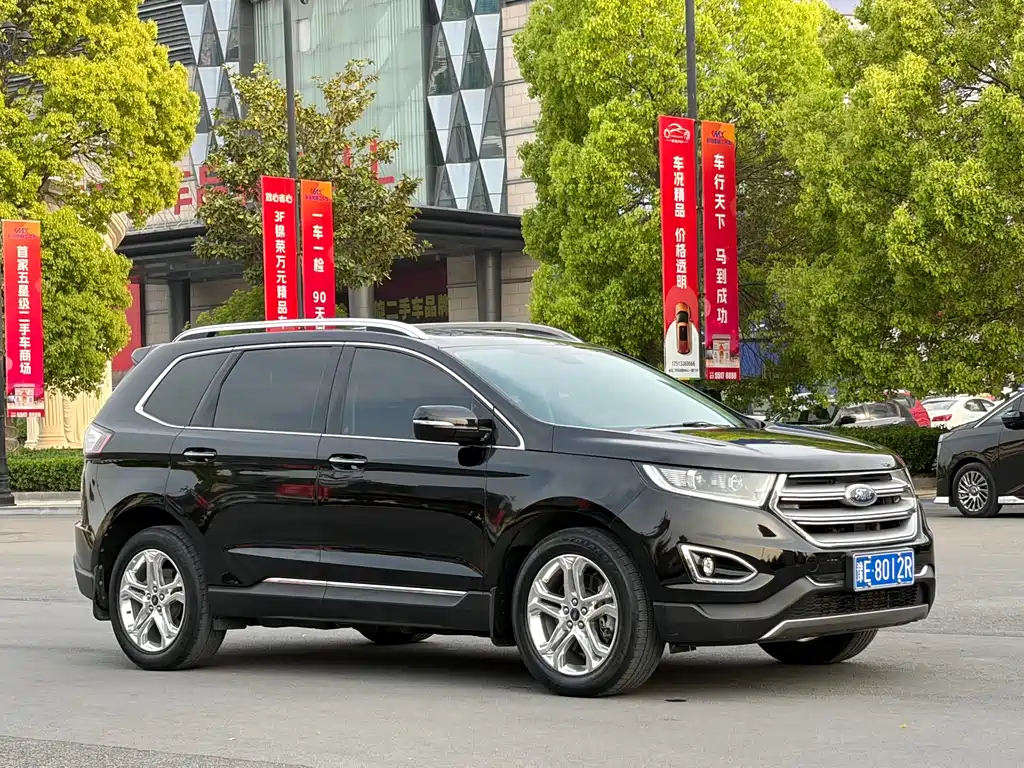Ford Edge 2017 — фото 3