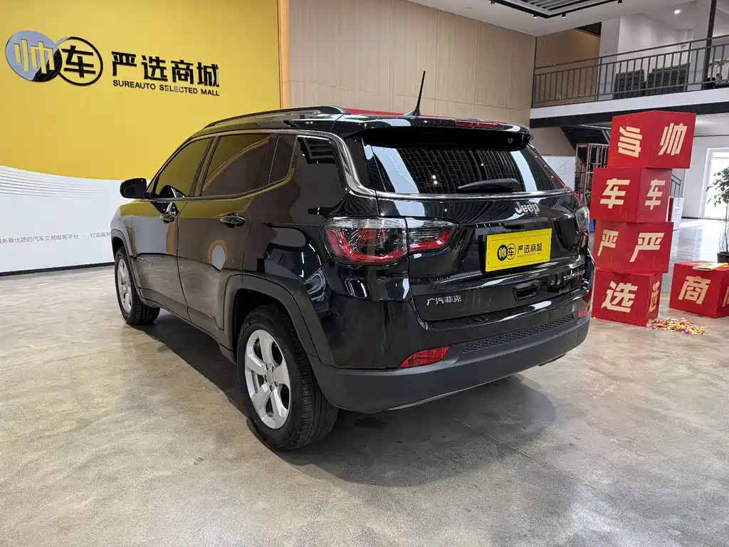 Jeep Compass 2021 — фото 4