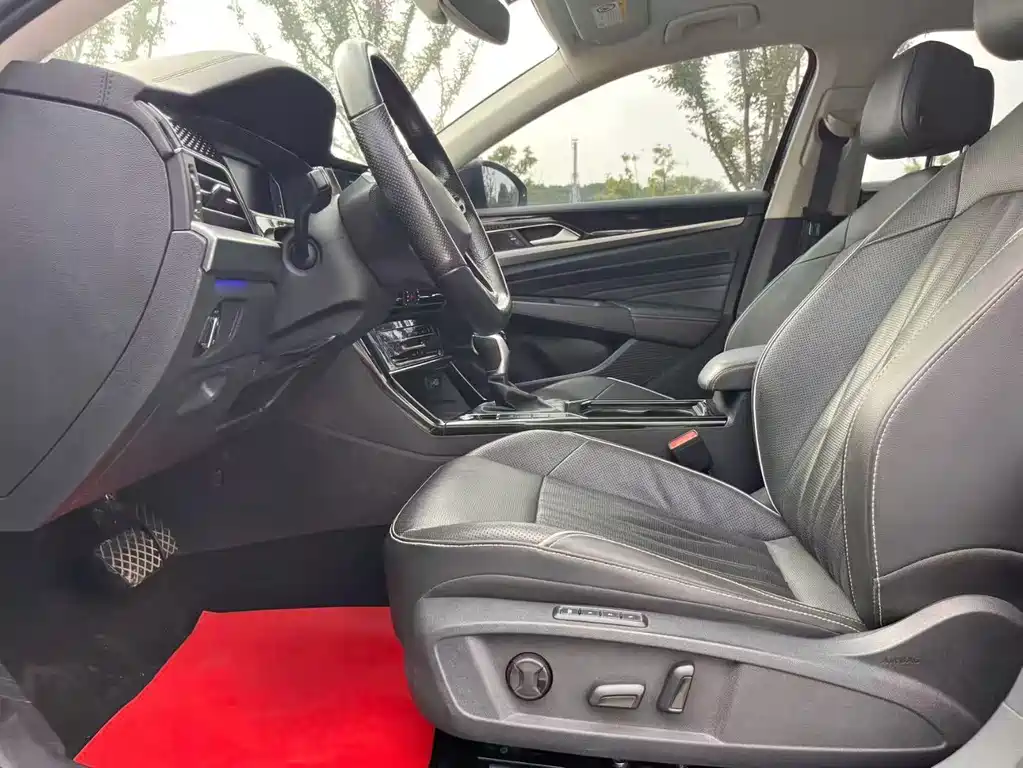Volkswagen Passat 2022