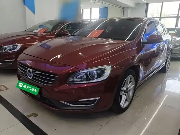 Volvo V60 2016