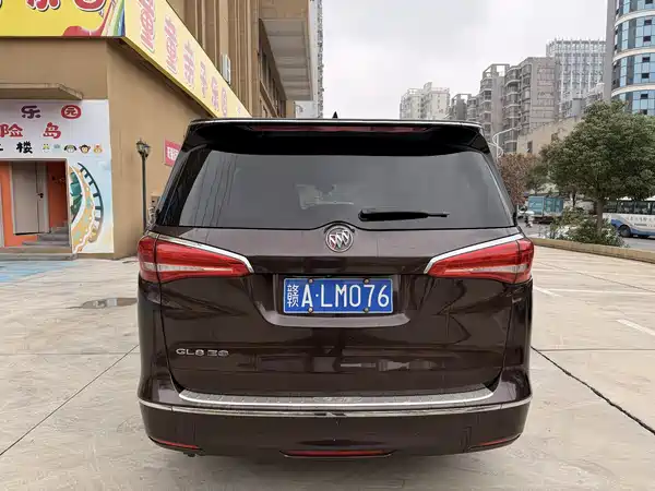 Buick GL8 2017