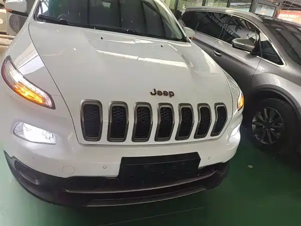 Jeep Cherokee 2016