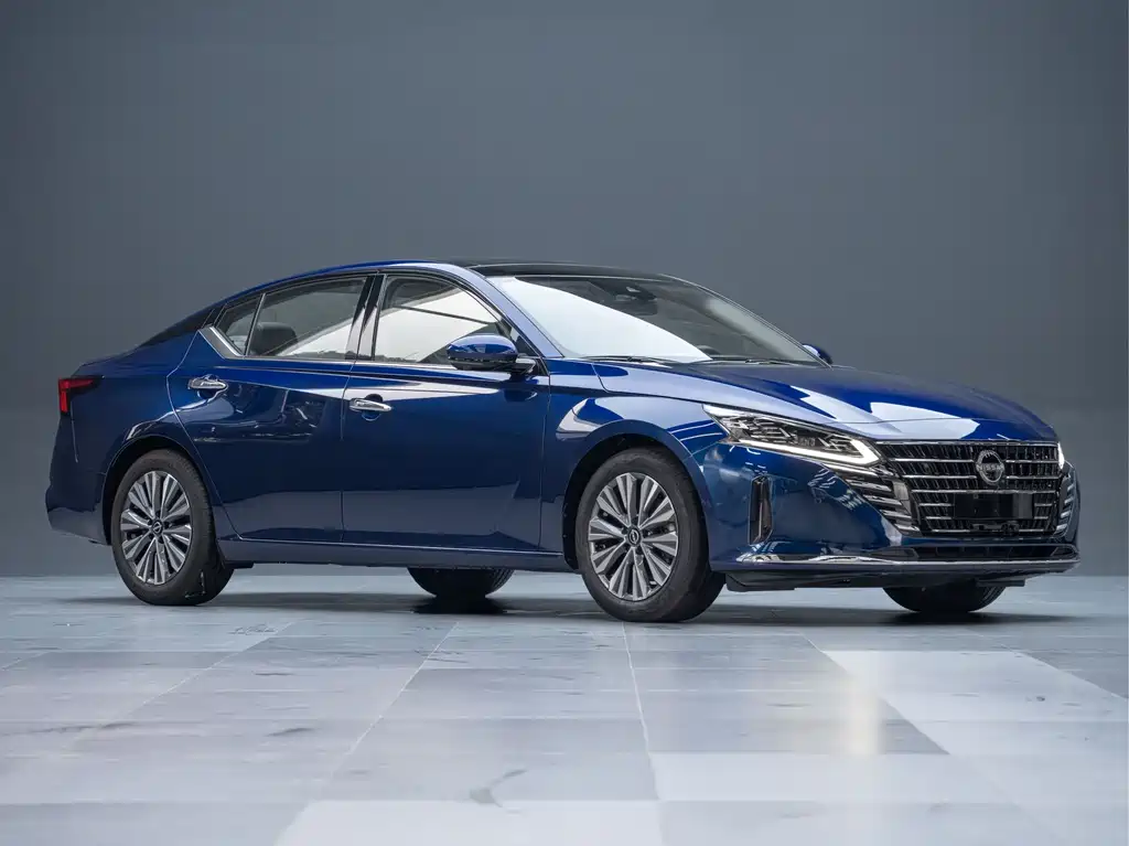 Nissan Teana 2023