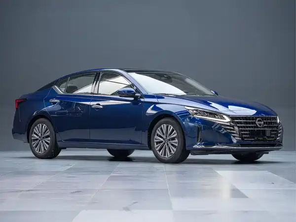 Nissan Teana 2023