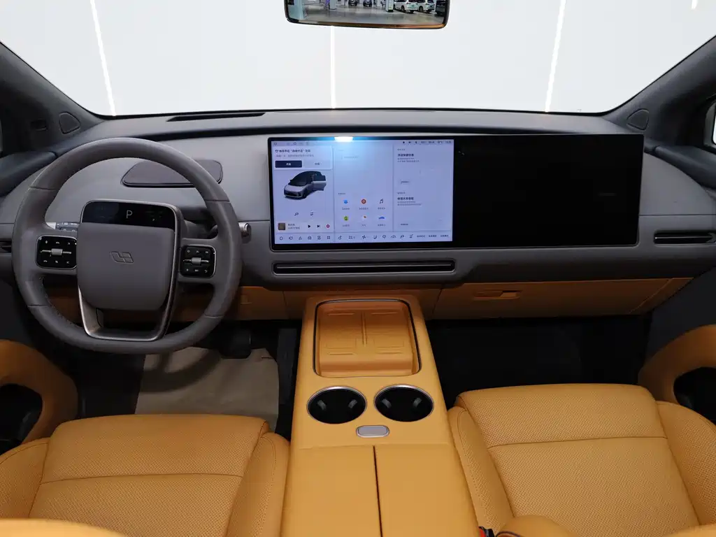 Li Auto i8 2025 — фото 27
