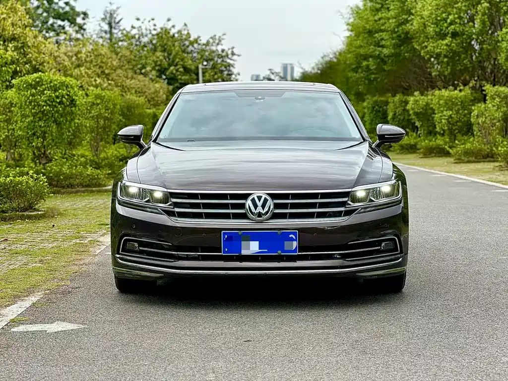 Volkswagen Phideon 2018 — фото 2