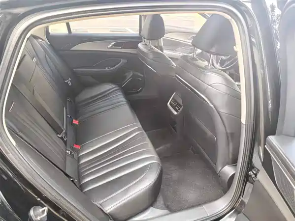 Hongqi H5 2024