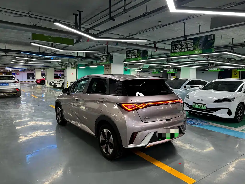 BYD Dolphin 2024 — фото 12