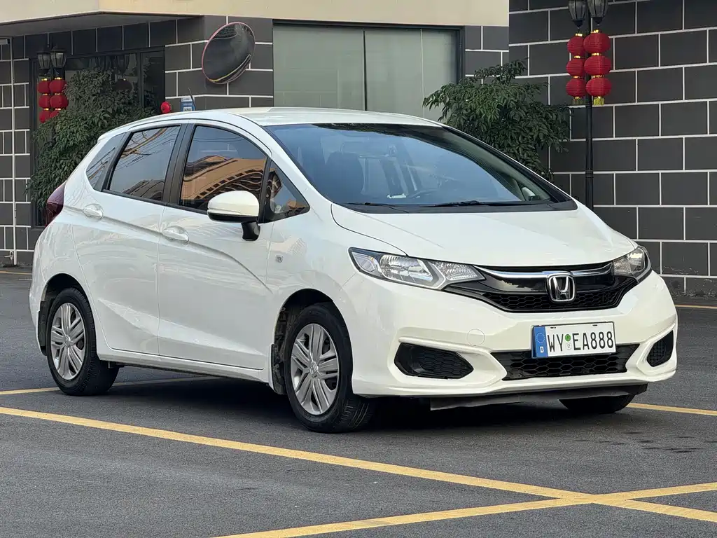 Honda Fit 2019 — фото 3