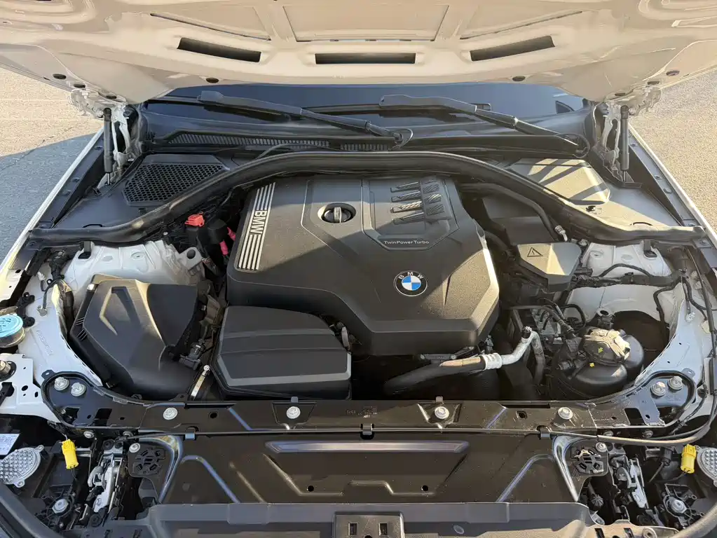 BMW 3 Series 2022 — фото 15