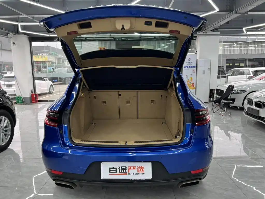 Porsche Macan 2015 — фото 14