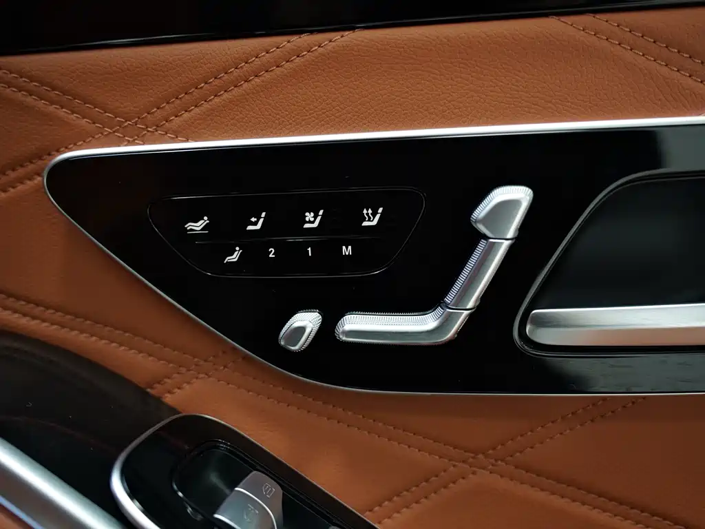 Mercedes-Benz Maybach S-Class 2023