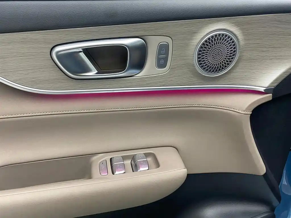 Chery Tiggo 8 PLUS C-DM 2025 — фото 21