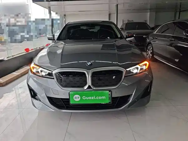 BMW i3 2024
