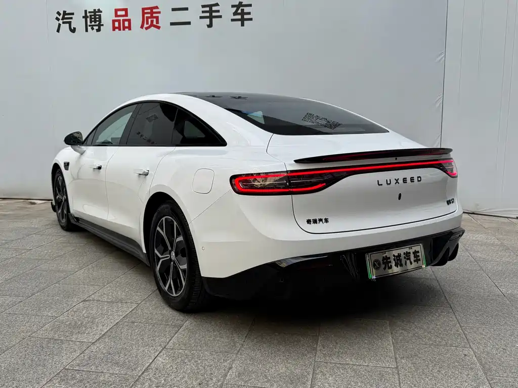 Luxeed Zhijie S7 2025