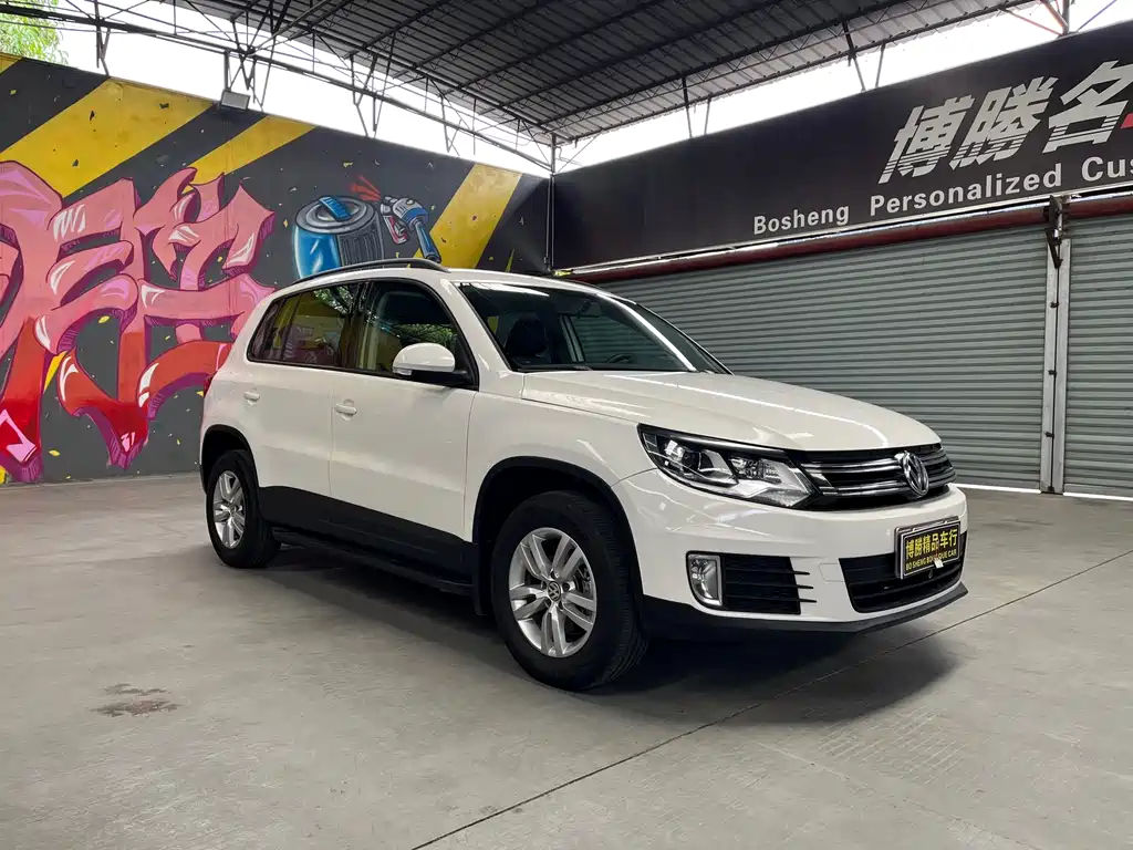 Volkswagen Tiguan 2015 — фото 4