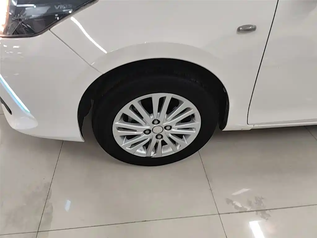 Toyota Vios FS 2018 — фото 23