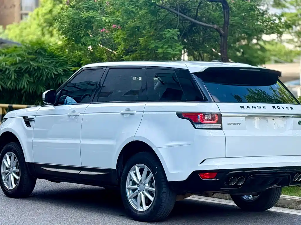 Land Rover Range Rover Sport 2015 — фото 9