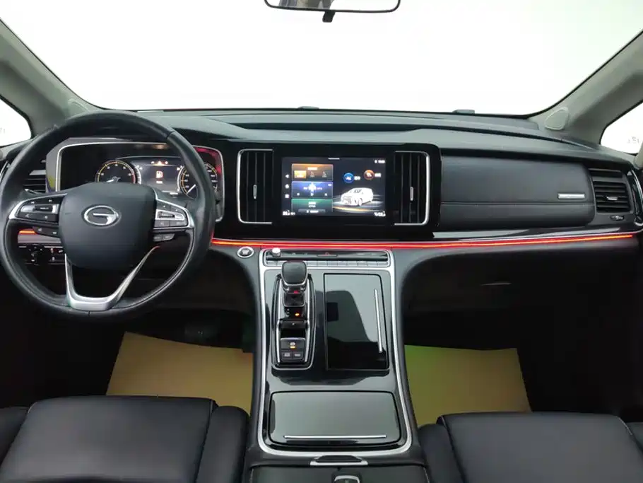 GAC Trumpchi M8 2021 — фото 12
