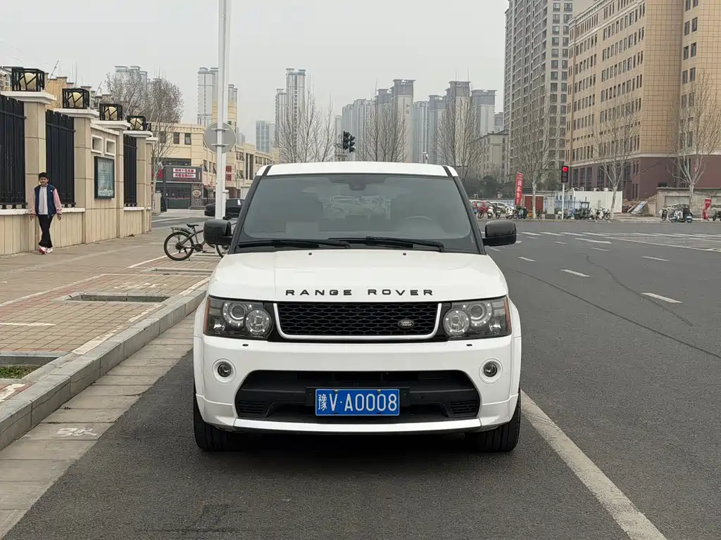 Land Rover Range Rover Sport 2013 — фото 2