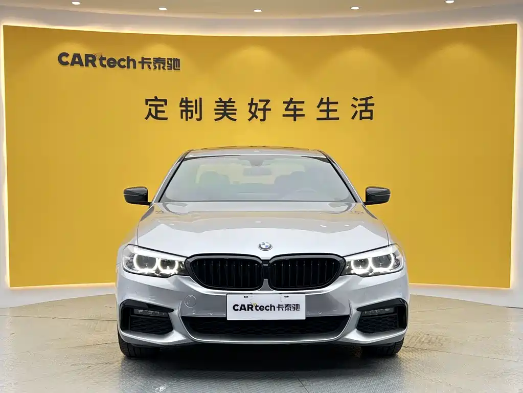 BMW 5 Series 2019 — фото 2