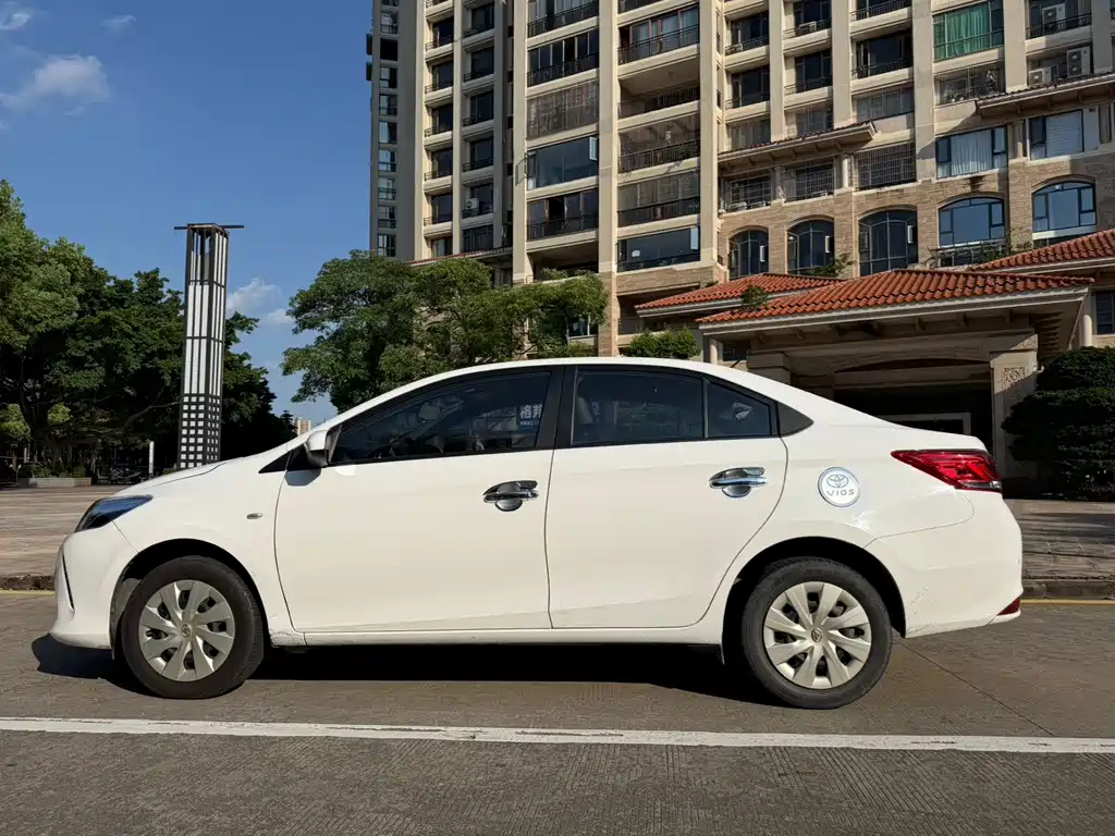 Toyota Vios 2020 — фото 10