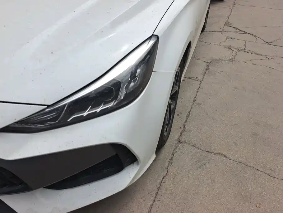 MG MG5 2024