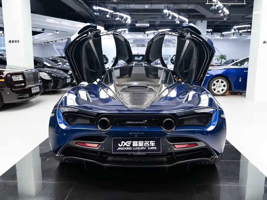 McLaren 720S 2020 — фото 8