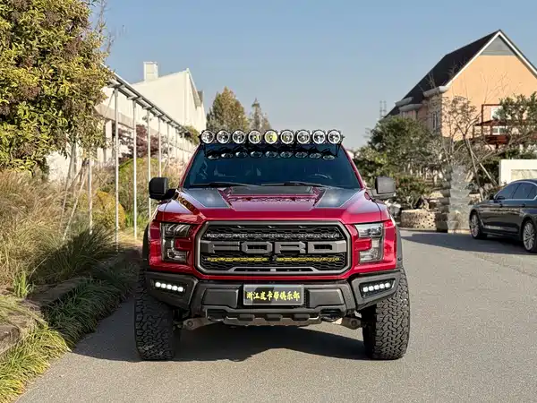 Ford F-150 Raptor 2020