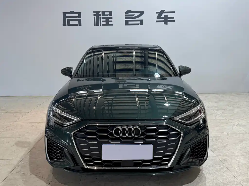 Audi A3 2022 — фото 2