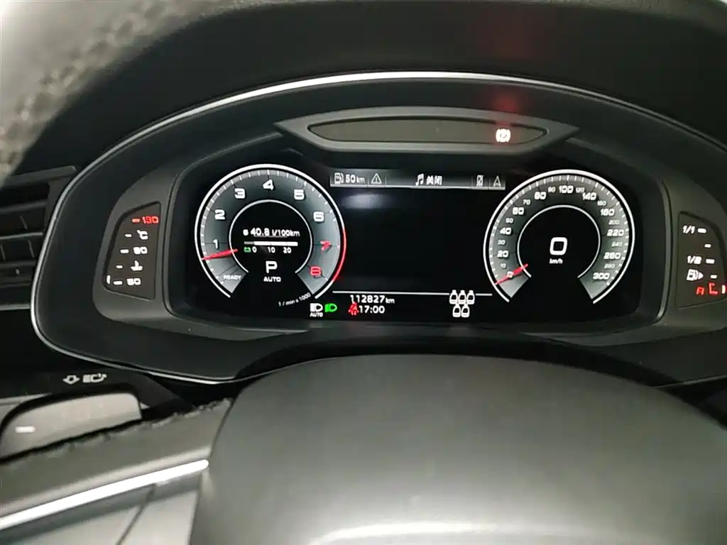 Audi Q7 2021 — фото 18