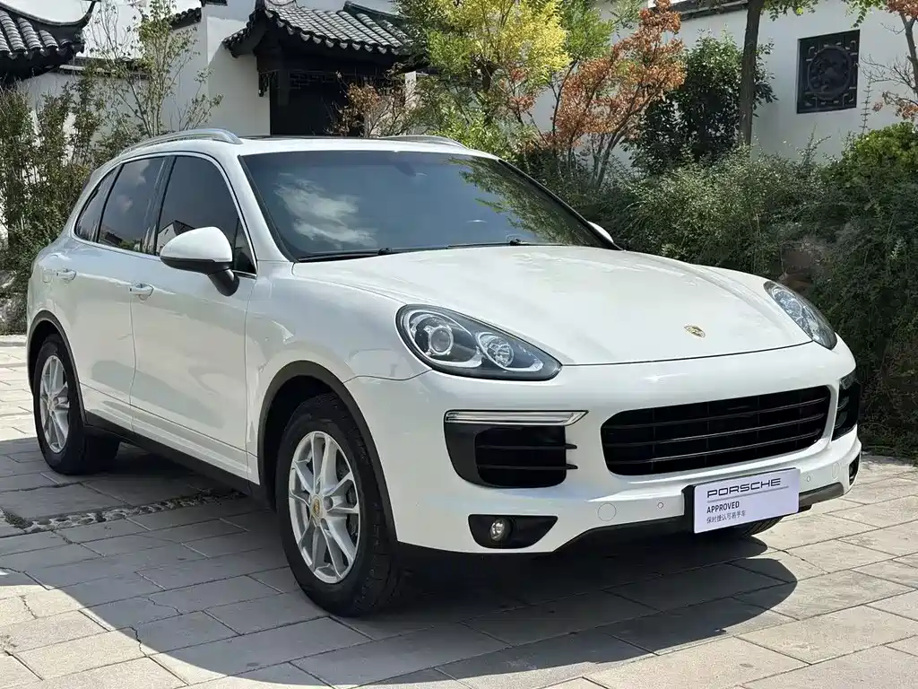 Porsche Cayenne 2015 — фото 3