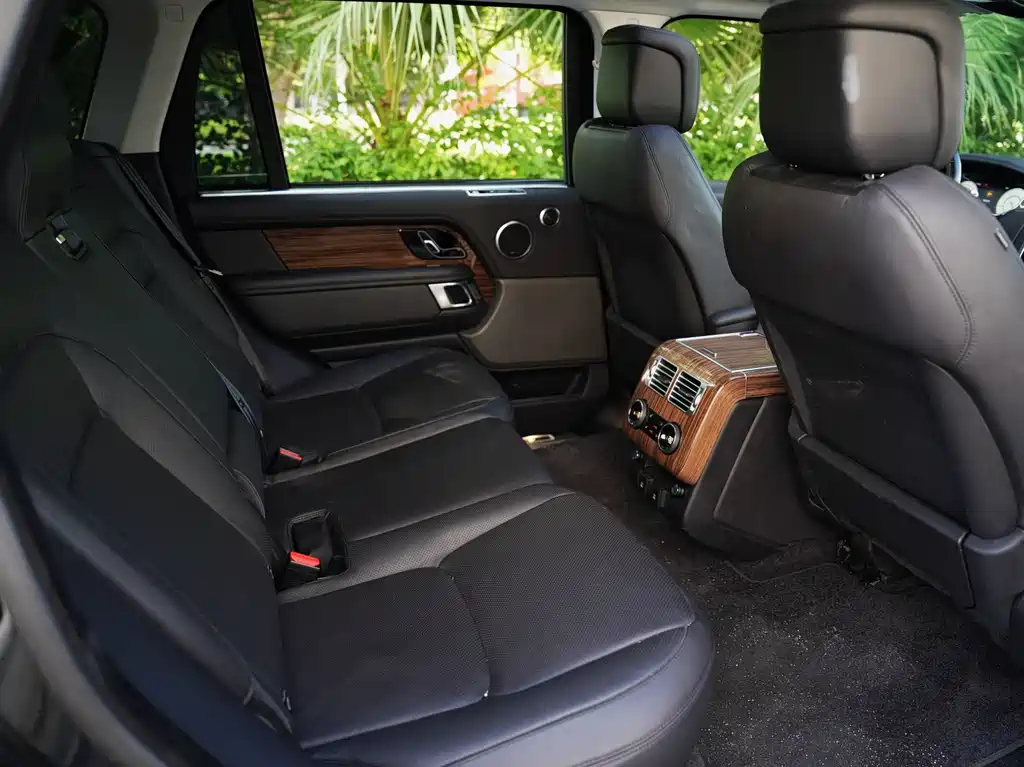 Land Rover Range Rover 2018 — фото 11