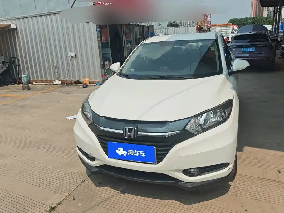 Honda Vezel 2016
