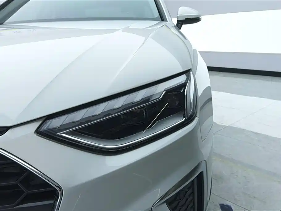 Audi A4L 2022