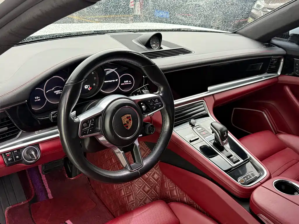 Porsche Panamera 2018 — фото 4