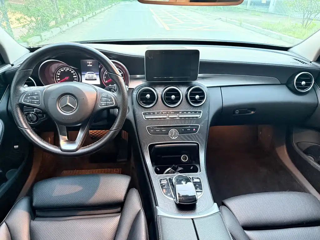 Mercedes-Benz C-Class 2015