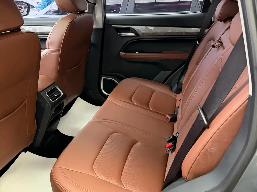 Geely Vision X6 2023 — фото 15