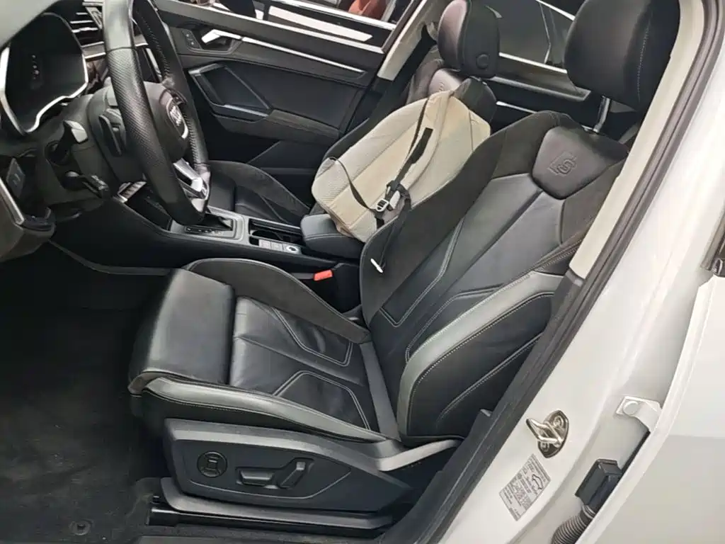 Audi Q3 Sportback 2022 — фото 15