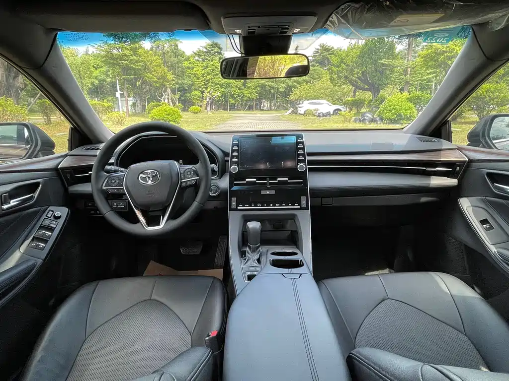 Toyota Avalon 2020 — фото 16