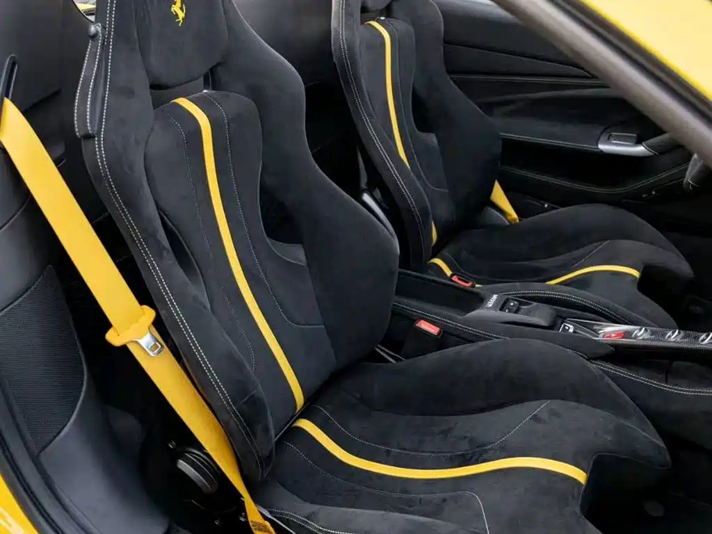 Ferrari F8 2022 — фото 10
