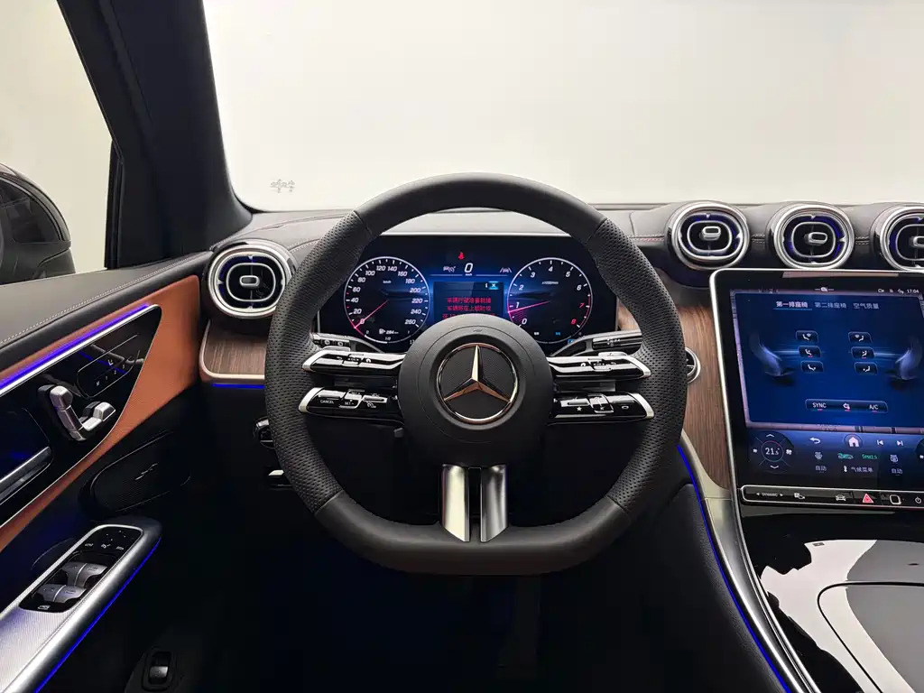 Mercedes-Benz GLC 2025 — фото 13