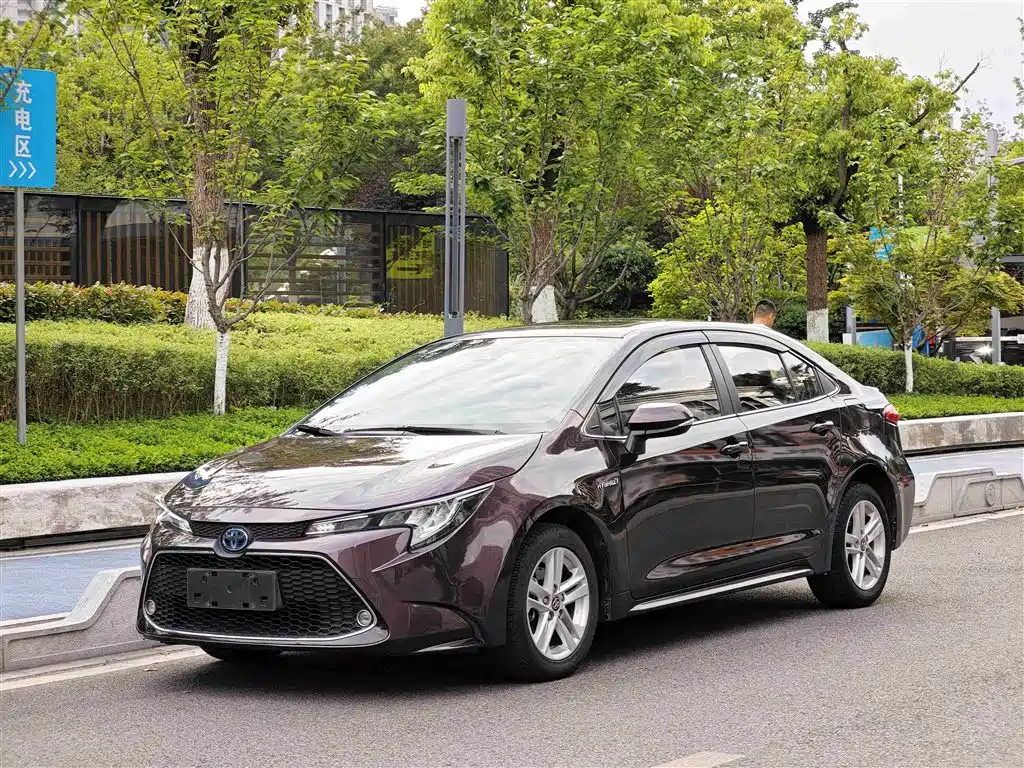 Toyota Levin 2019 — фото 1