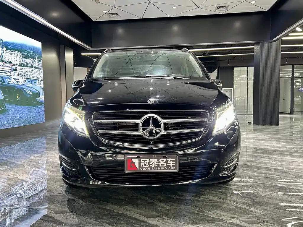 Mercedes-Benz V-Class 2019 — фото 2