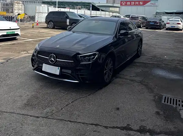 Mercedes-Benz E-Class 2022