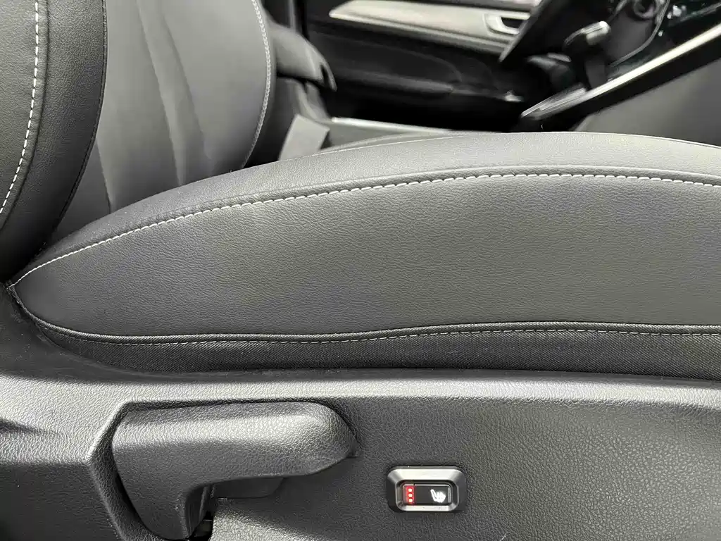 Haval M6 2023 — фото 11