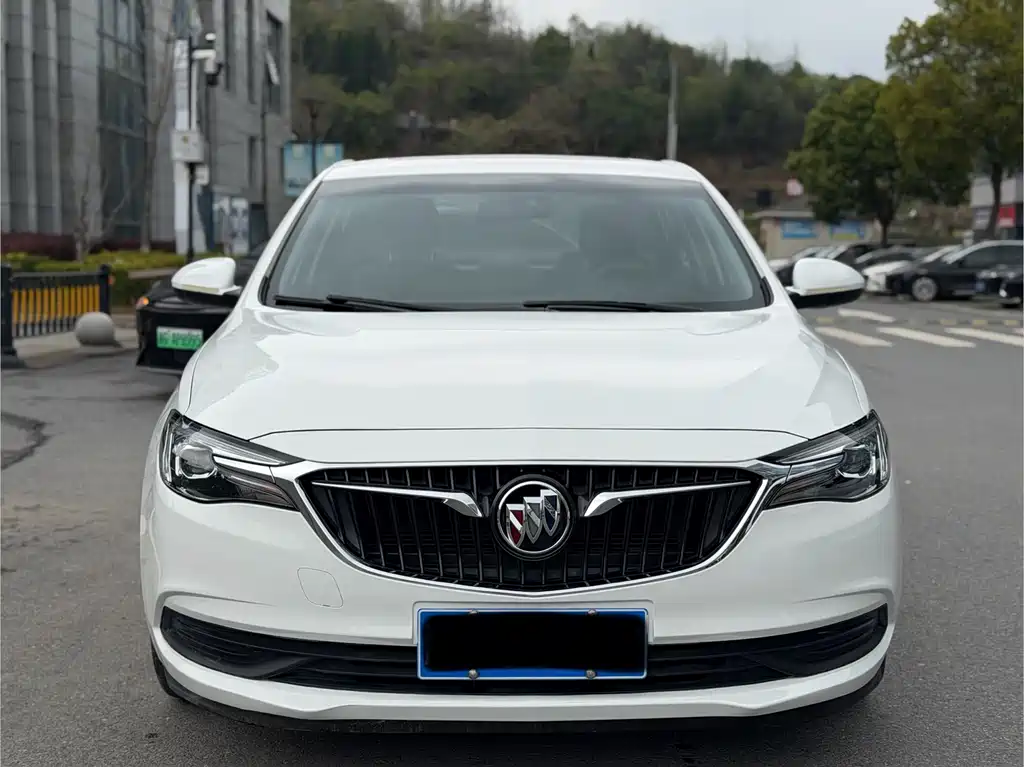 Buick Excelle 2021 — фото 2